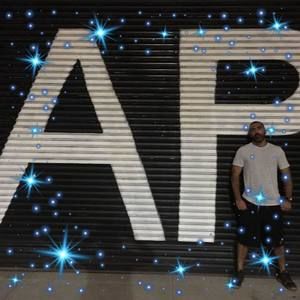 Meet your Posher, Adam